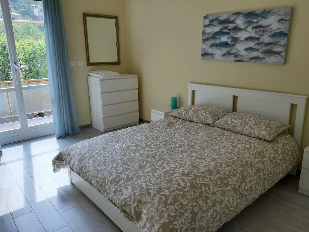 Appartamento Nel Cuore Di Sori 0*,